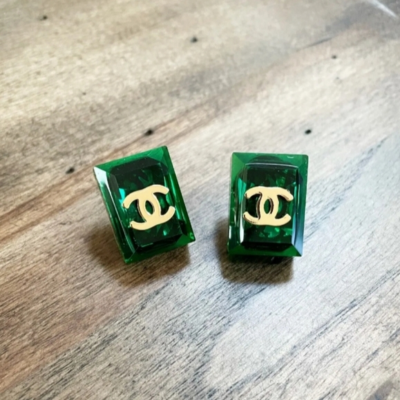 Chanel Green and Yellow Gold Tone Square CC Chicklet Cruise Collection Earrings - Picture 7 of 15